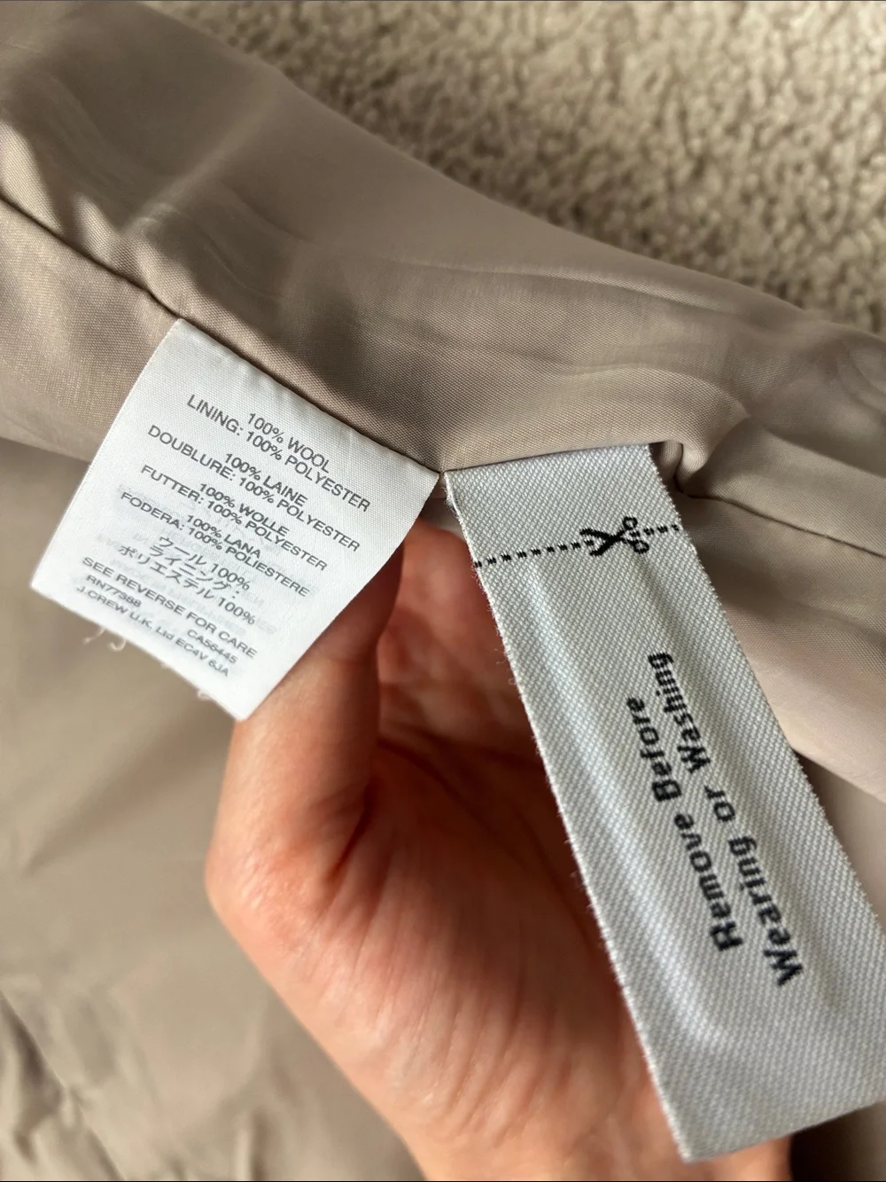100% Wool J. Crew size 2 beige Women's Cream Mini Skirt with pockets